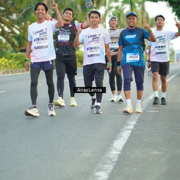 Runner Photo 7751325