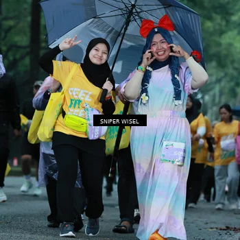 Runner Photo 7751338