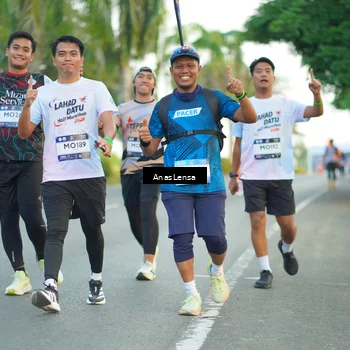Runner Photo 7751339