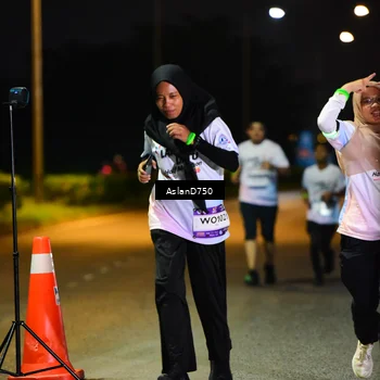 Runner Photo 7751340