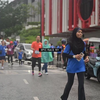Runner Photo 7751342