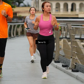 Runner Photo 7751346