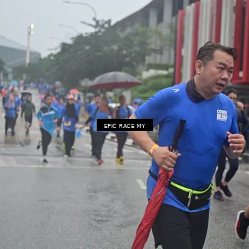 Runner Photo 7751376