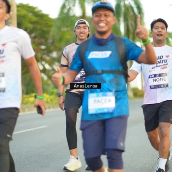 Runner Photo 7751378