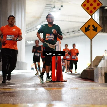 Runner Photo 7751392