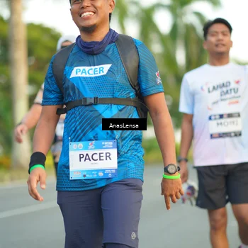 Runner Photo 7751405