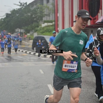 Runner Photo 7751410