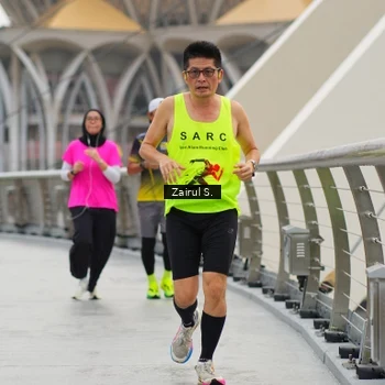 Runner Photo 7751431