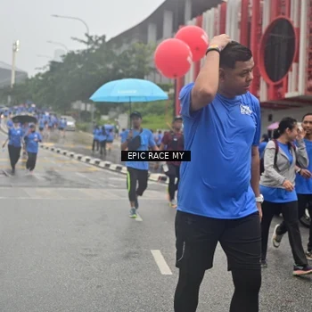 Runner Photo 7751443