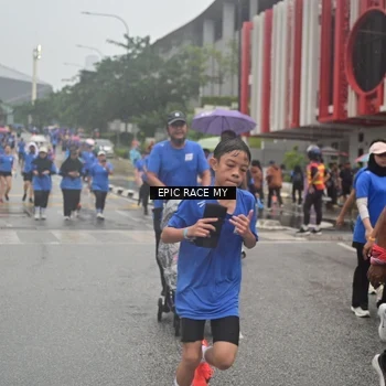 Runner Photo 7751449