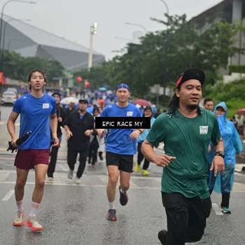 Runner Photo 7751473