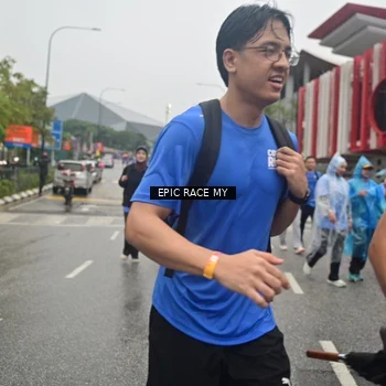 Runner Photo 7751488