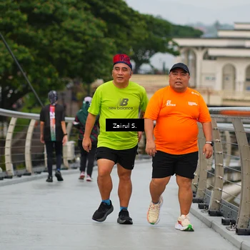 Runner Photo 7751491