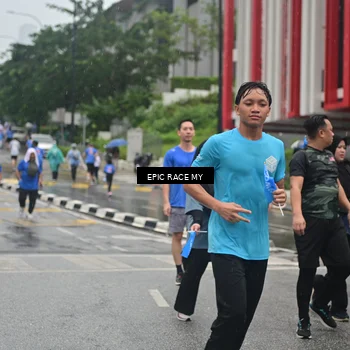 Runner Photo 7751496