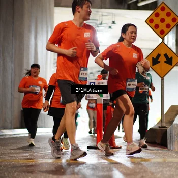 Runner Photo 7751529