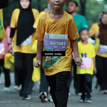 Runner Photo 7751531