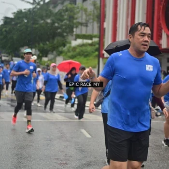 Runner Photo 7751580