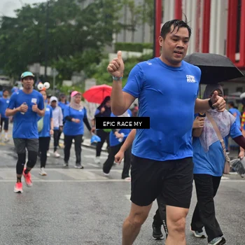 Runner Photo 7751612