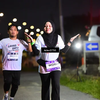 Runner Photo 7751619