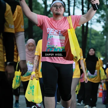 Runner Photo 7751620