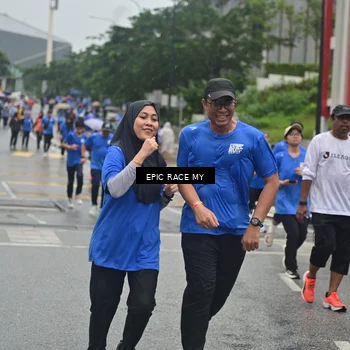 Runner Photo 7751638