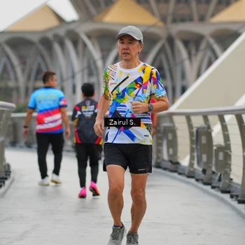 Runner Photo 7751650