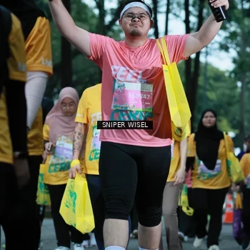 Runner Photo 7751651