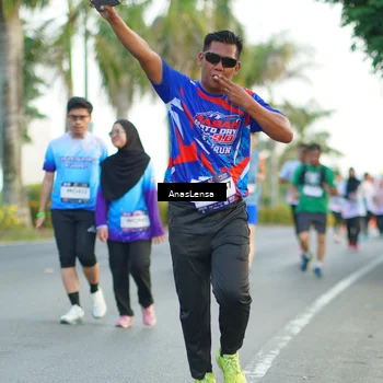 Runner Photo 7751669