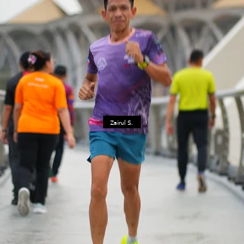 Runner Photo 7751679