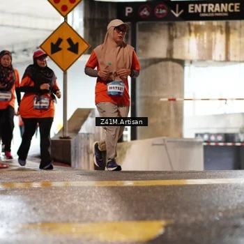 Runner Photo 7751684