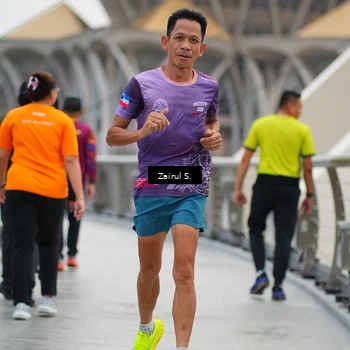 Runner Photo 7751686