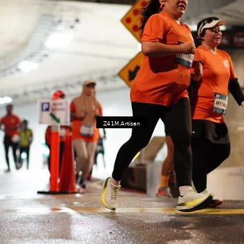 Runner Photo 7751687