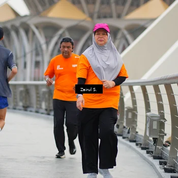 Runner Photo 7751699
