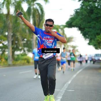 Runner Photo 7751704
