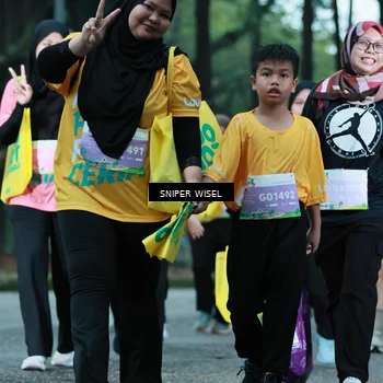Runner Photo 7751708