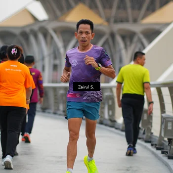 Runner Photo 7751712