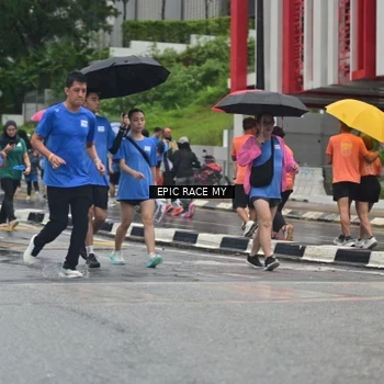 Runner Photo 7751721