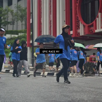 Runner Photo 7751723