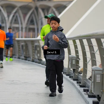 Runner Photo 7751729