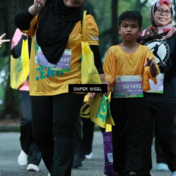Runner Photo 7751740