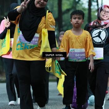 Runner Photo 7751749