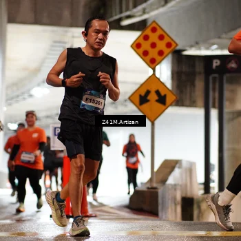 Runner Photo 7751753