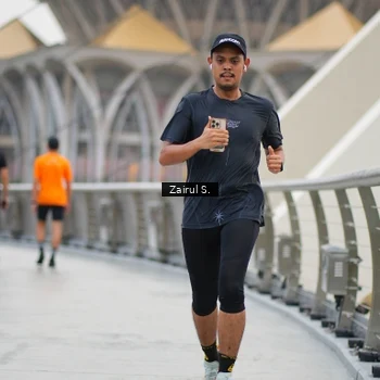 Runner Photo 7751755