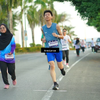 Runner Photo 7751786