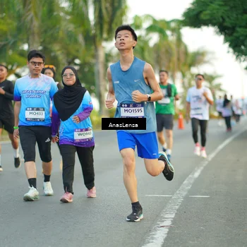 Runner Photo 7751802
