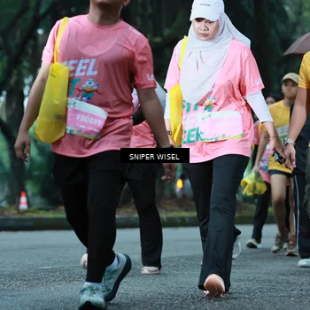 Runner Photo 7751815