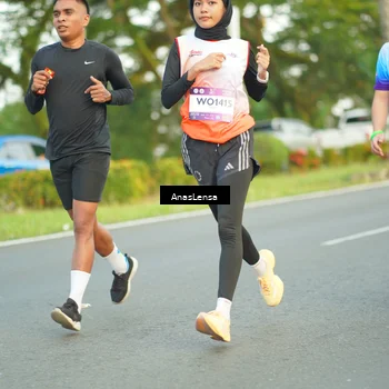 Runner Photo 7751823