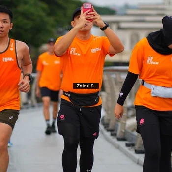 Runner Photo 7751828