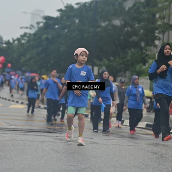 Runner Photo 7751838