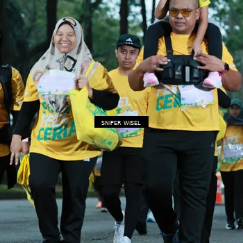 Runner Photo 7751844